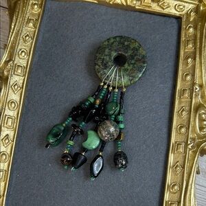 Stunning stone brooch